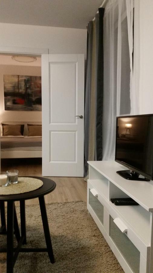 Elegant Apartment Close To The Old Town Аеропорт Вільнюс Екстер'єр фото